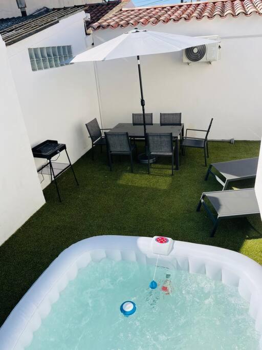 Hébergement de vacances Maison 4 Personnes Avec Jacuzzi Marignane